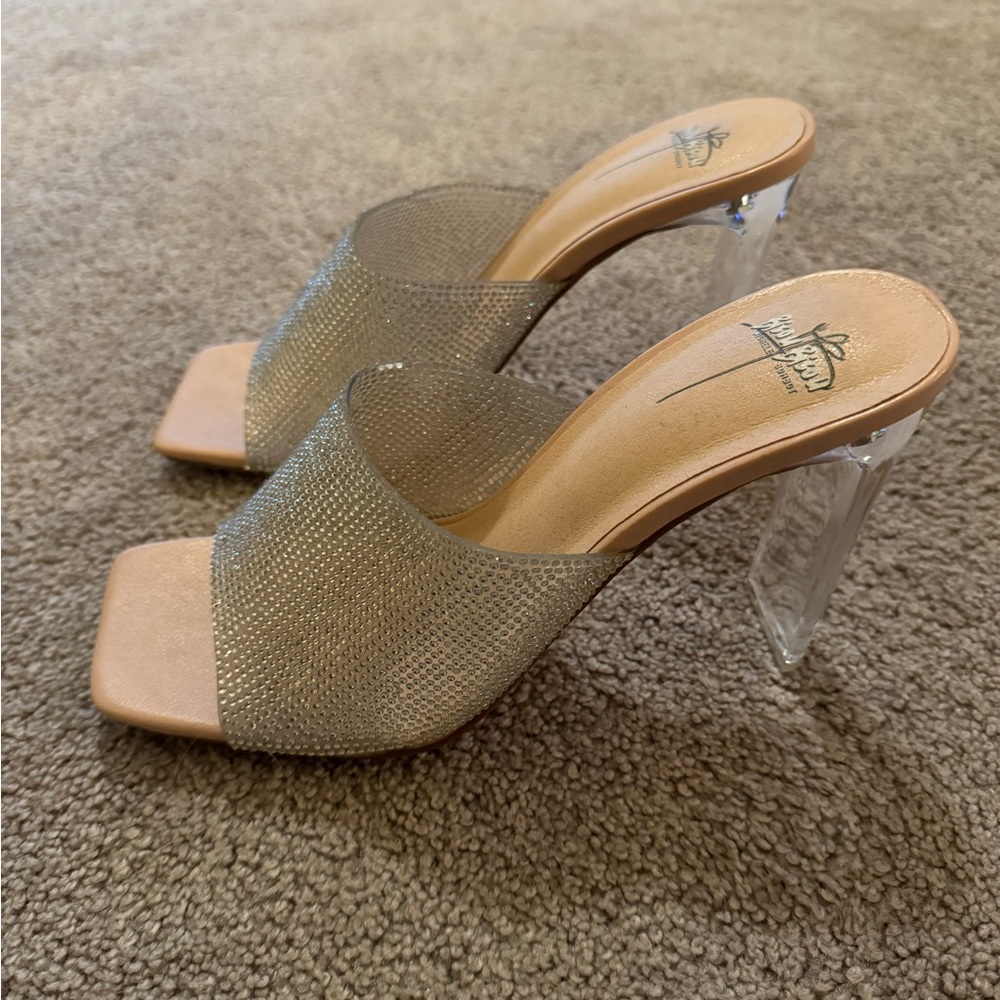 Sparkly Open Toe Heels With A Wide Clear Heel For… - image 4